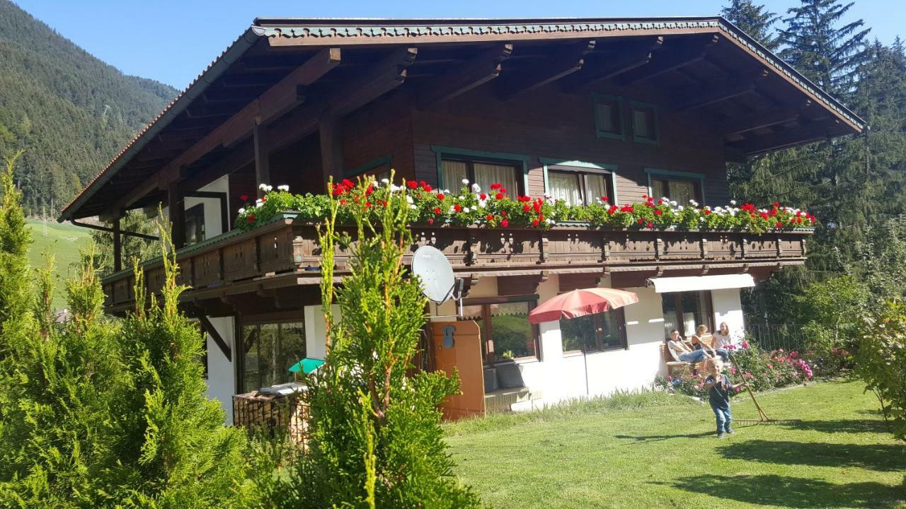 Waldrast Apartment Finkenberg Exterior foto